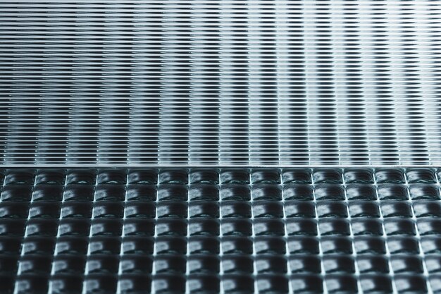 Jakie zastosowania mają blachy perforowane i siatki zgrzewane w nowoczesnym budownictwie?